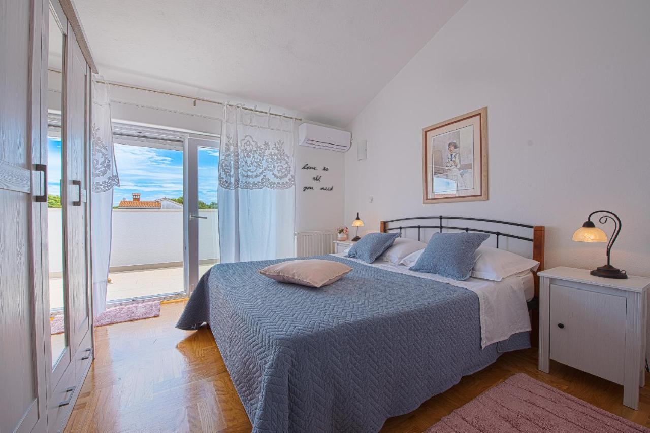 Spacious Chic