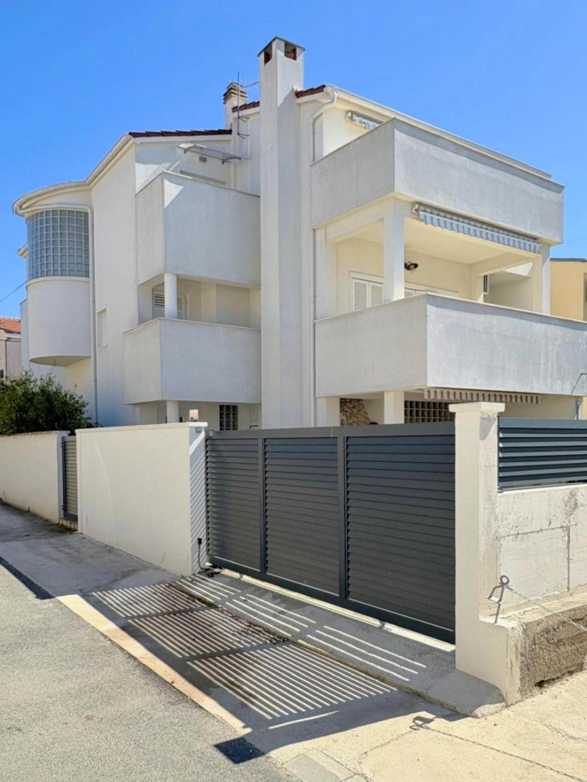 Spacious Chic Zadar